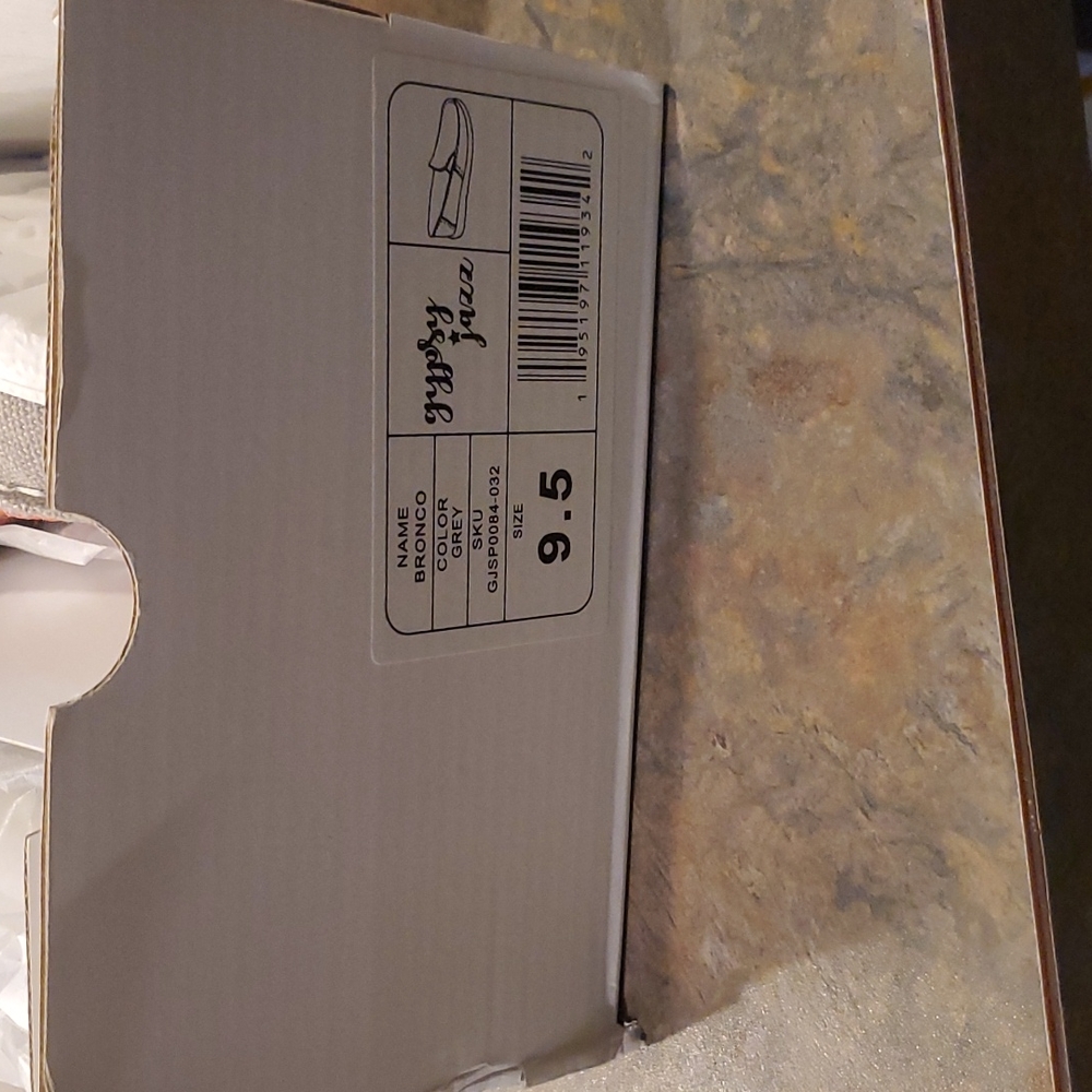 Gypsy Jazz Bronco Slides Size 9.5